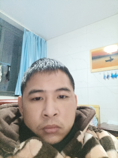 寂寞的第二张照片--宣城中老年相亲网